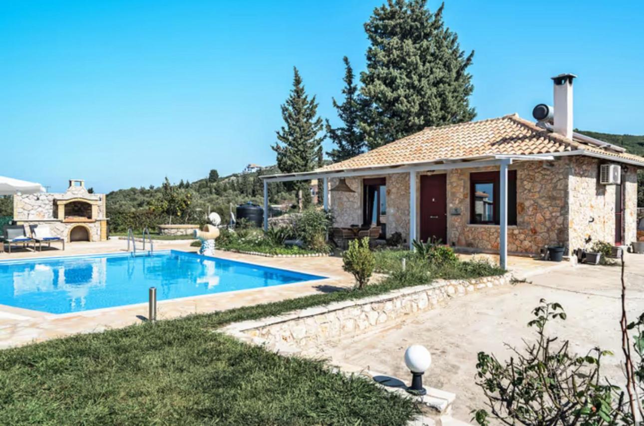 Key Villa Tsoukaladhes